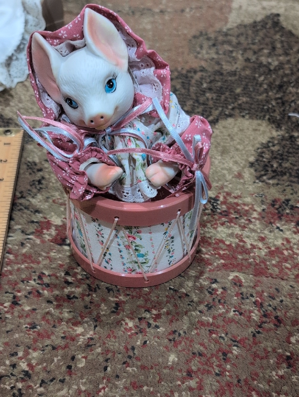 Porcelain Piglet in Pink Floral Bonnet Musical